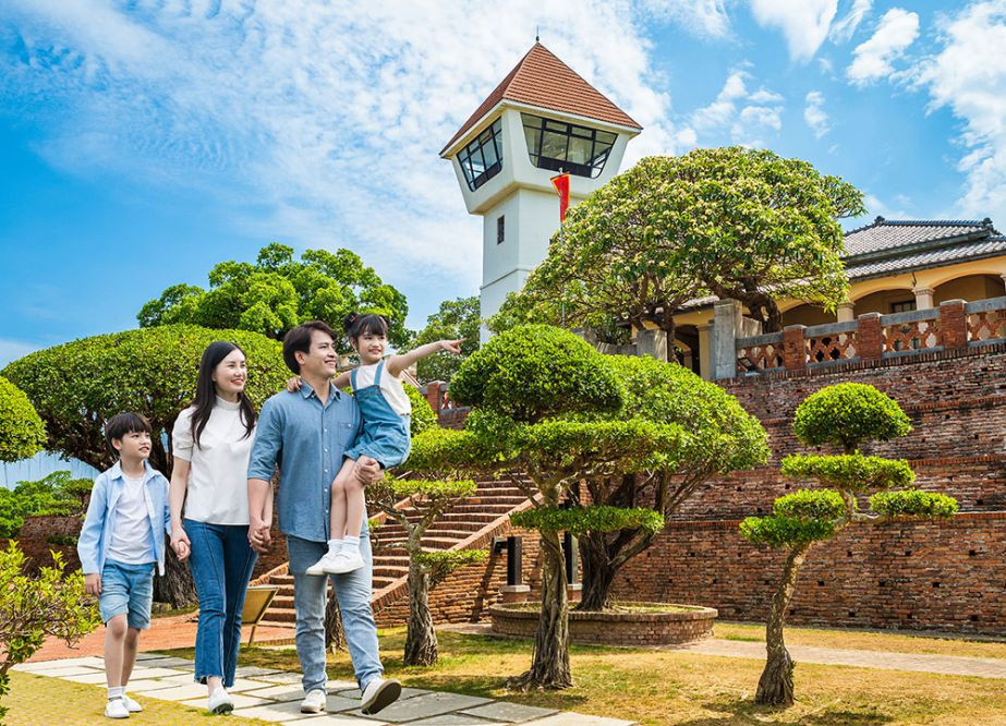 暑假親子自由行 台南遠東「仲夏奇旅」住房專案登場 豐盛早餐、古蹟走讀、樂園玩樂、手作彩繪，開啟專屬仲夏假期
