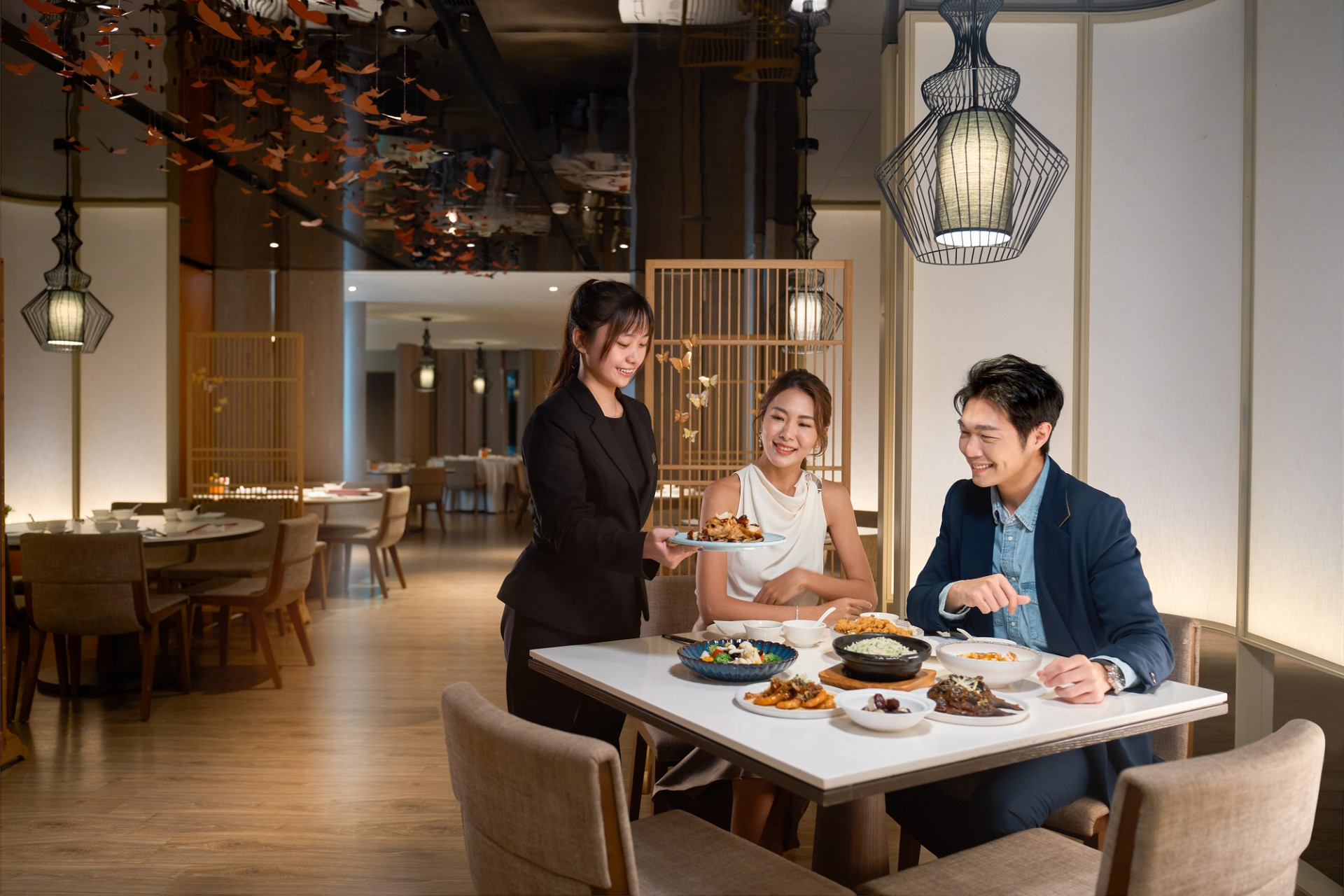 凱撒飯店連鎖餐飲雙廳報喜  家宴、青雅獲2025臺灣米其林指南推薦