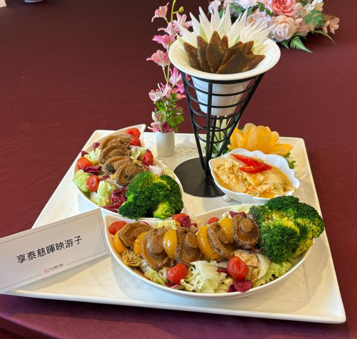 汐止福泰歡慶母親節 「馨愛5月」專案開跑 中西式大餐和母親節蛋糕寵愛媽媽
