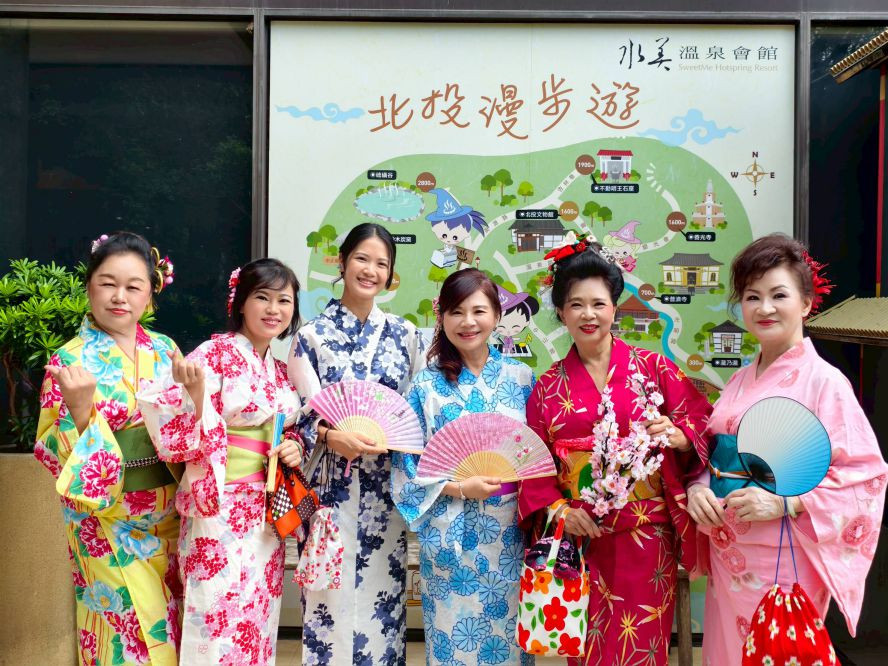 浴衣美人齊聚新北投車站 換裝體驗推廣北投溫泉與浴衣文化