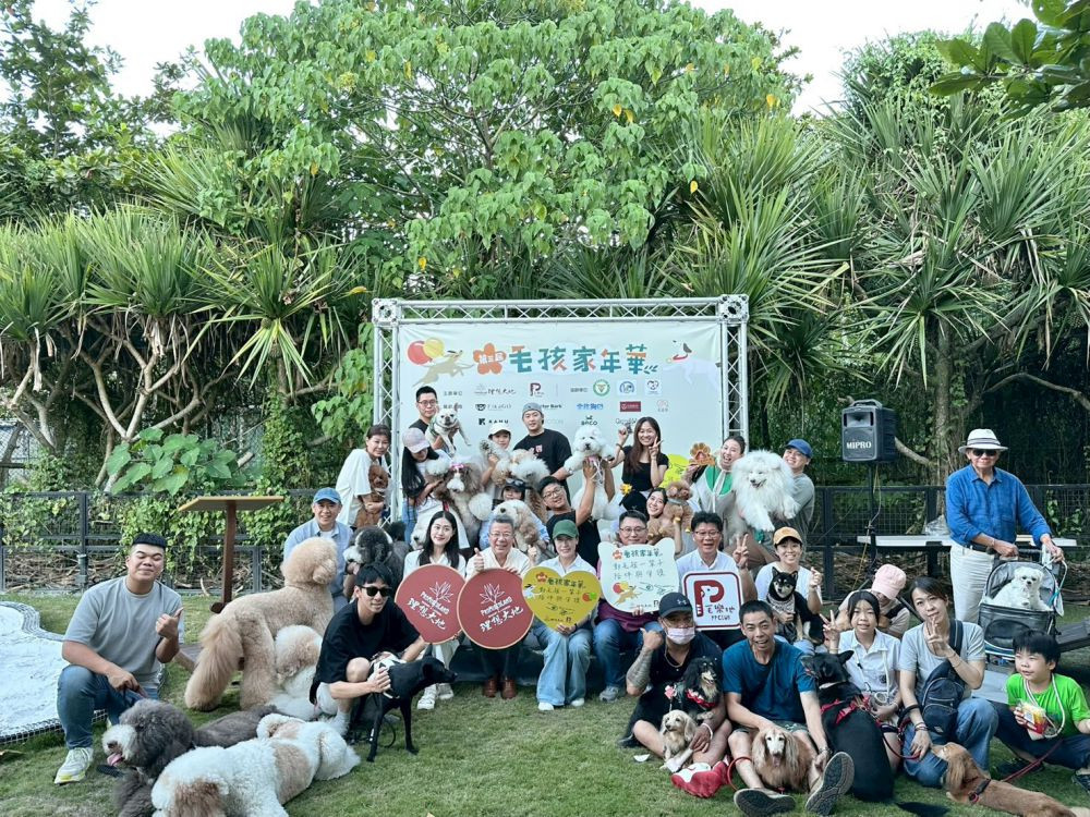 理想大地毛孩家年華盛大登場  榮獲金級寵物友善認證