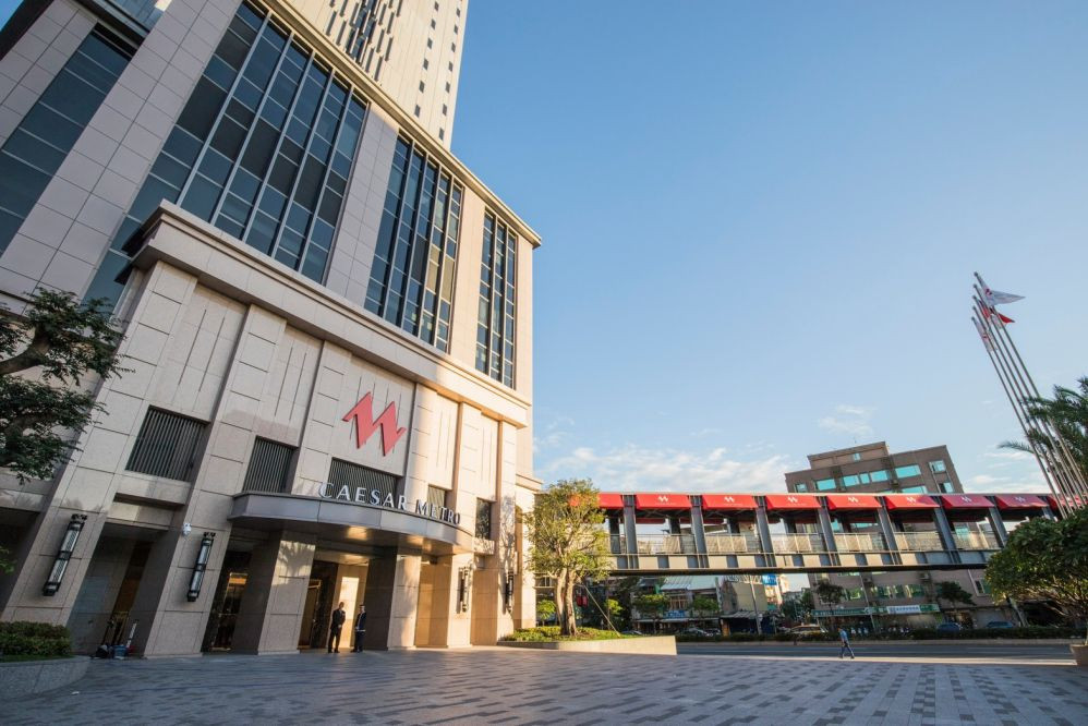 搶攻普發一萬商機 台北凱達推「豪享度假」住房專案 家庭房買一送二 耶誕城住宿首選