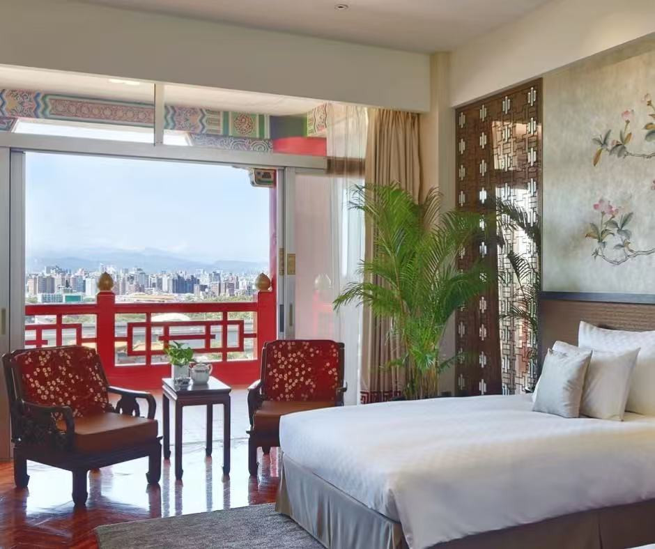 圓山把你的普發一萬元變大了！台北天際客房萬元有找  高雄市景房買二送二